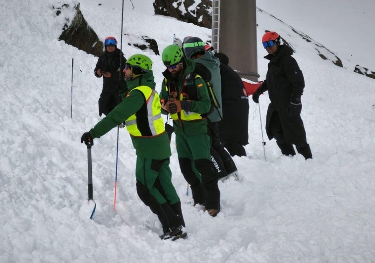 Refuerzo del Greim en Sierra Nevada ante el elevado riesgo de avalanchas fuera de pista