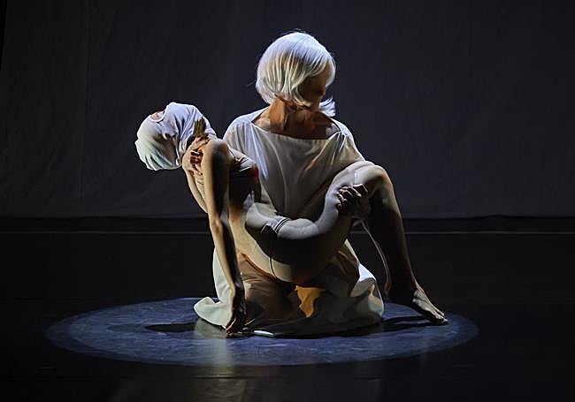 Uno de los momentos de la representación de 'Santa Liberada'.