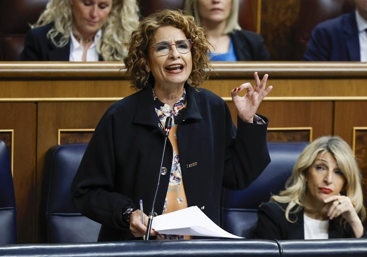 María Jesús Montero confirma sus planes con Juan y Medio si fuera presidenta de Andalucía