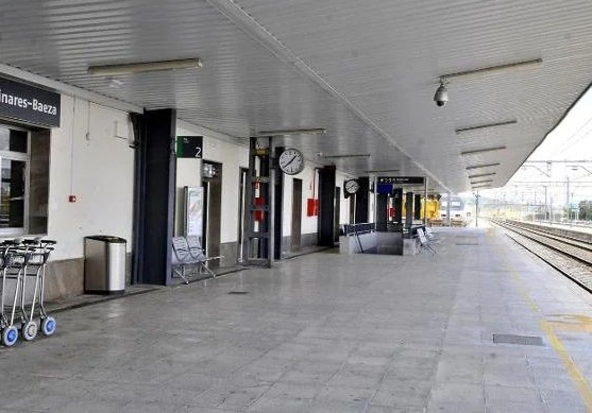 El trayecto en tren que une Linares-Baeza y Madrid se reducirá «entre veinte y cuarenta minutos»