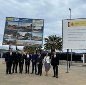 Visita a los terrenos de representantes de la empresa, del Ayuntamiento y la Diputación.