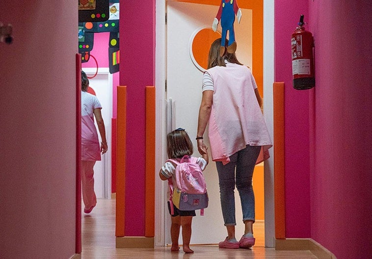 La Junta oferta 12.594 plazas en Granada para el primer ciclo de Infantil el próximo curso