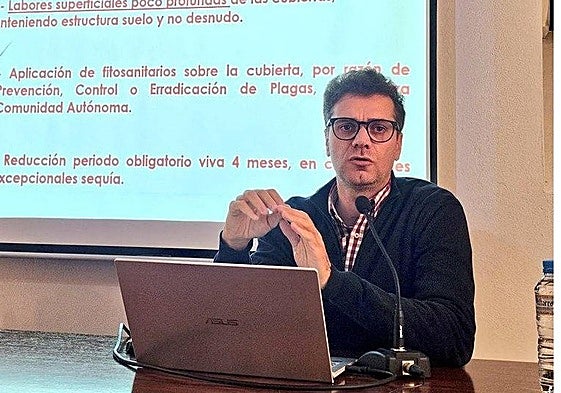 Jesús Cózar en un curso de formación