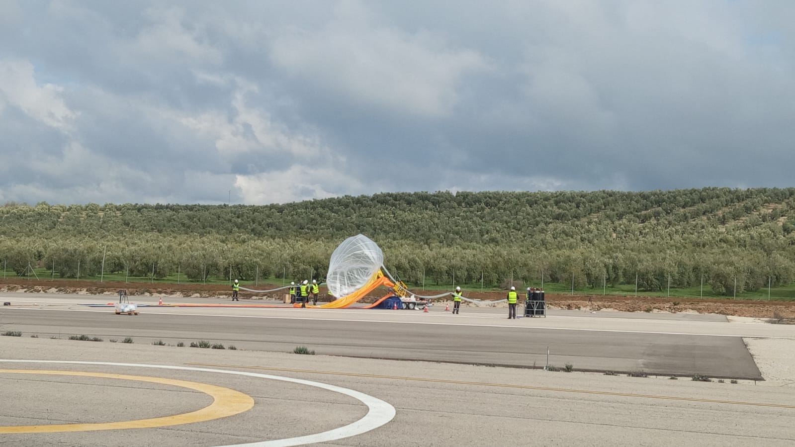 Preparativos para el lanzamiento en el centro ATLAS.