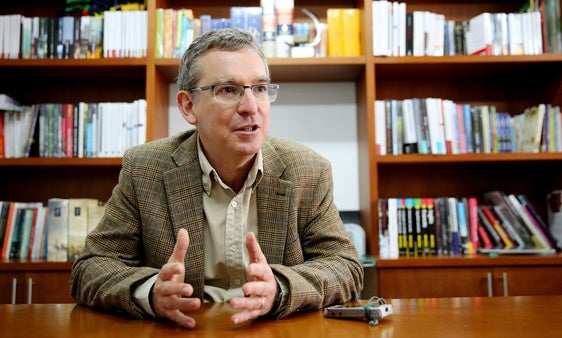 El escritor Santiago Posteguillo.