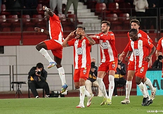 Luis Suárez celebrando el gol contra el Levante