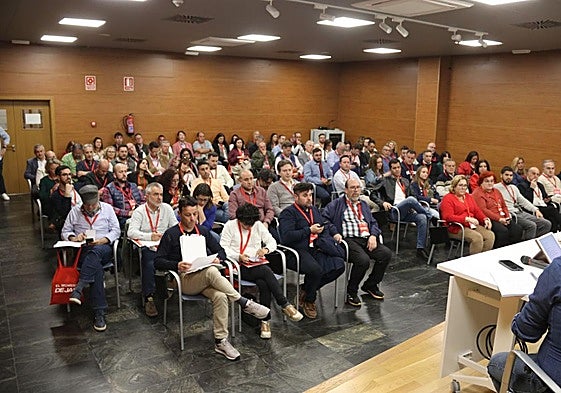 Uno de los debates durante el congreso provicial.