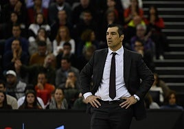 Pablo Pin, en la banda del Palacio de los Deportes.