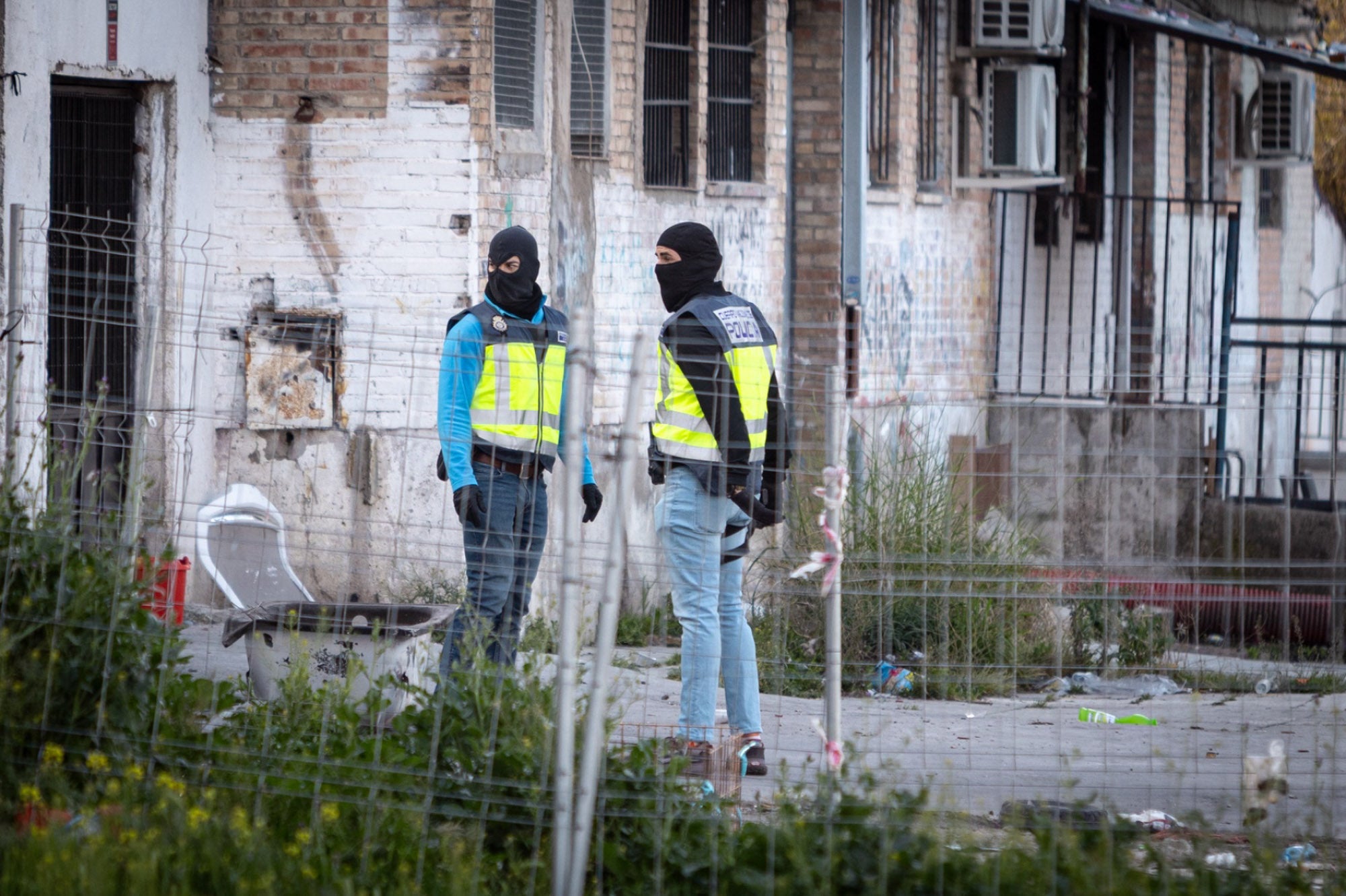 Las imágenes de la operación policial en la zona Norte de Granada, desde dentro