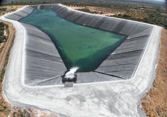 Imagen aérea de una de las balsas de almacenamiento