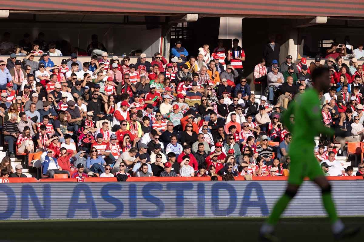 Encuéntrate en Los Cármenes durante el Granada-Almería