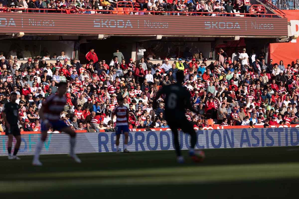 Encuéntrate en Los Cármenes durante el Granada-Almería