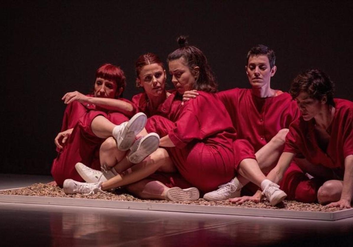 Orgía: un documental teatralizado