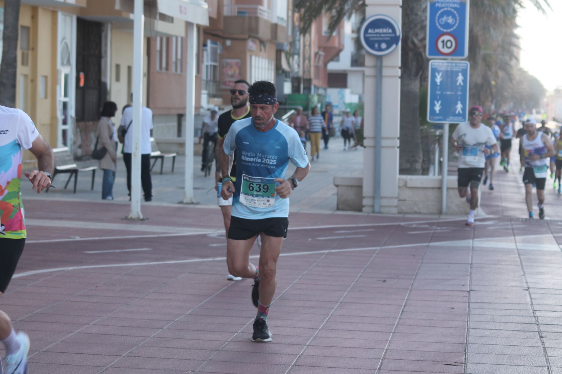 Encuéntrate en la Media Maratón de Almería
