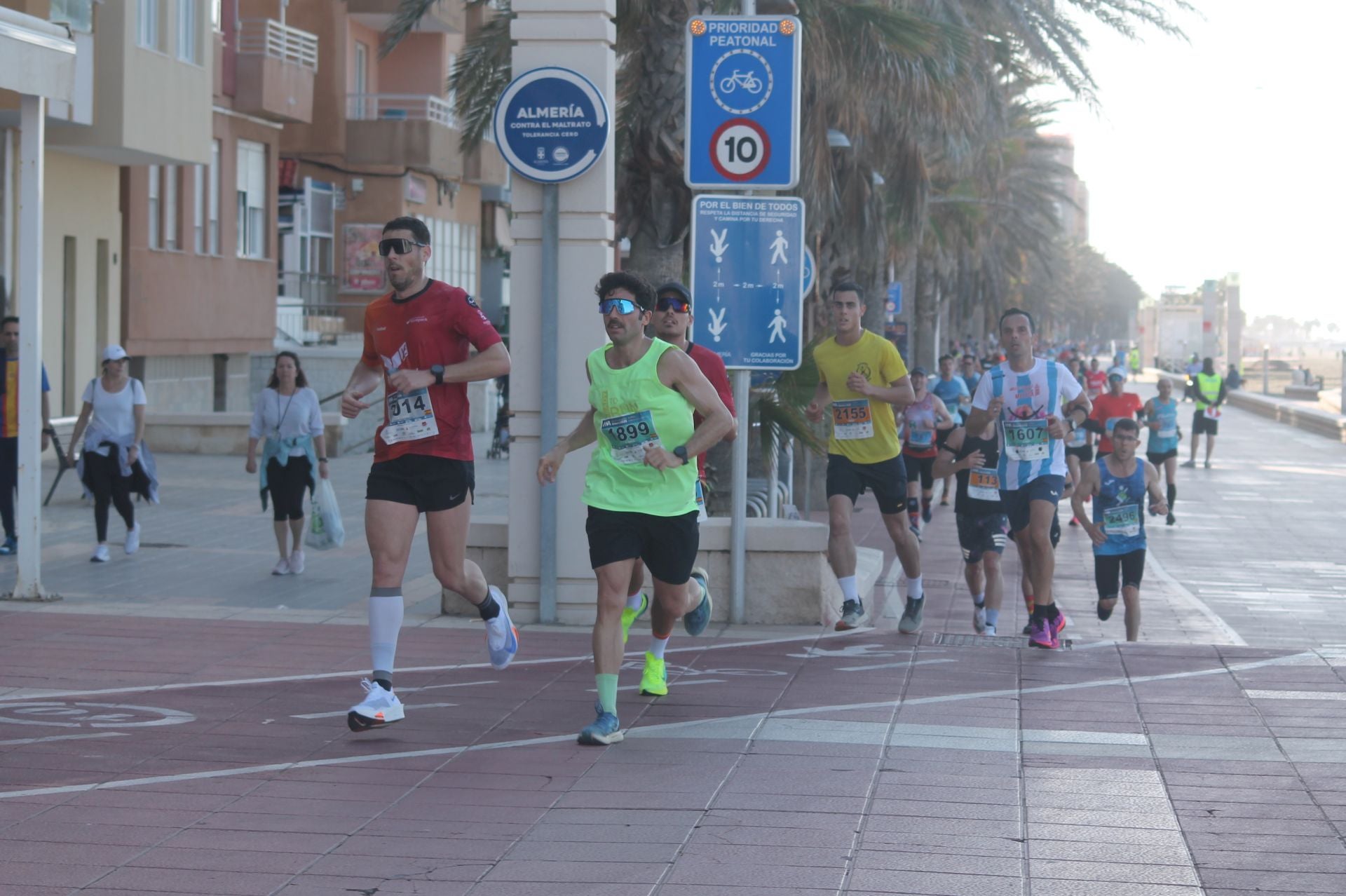 Encuéntrate en la Media Maratón de Almería