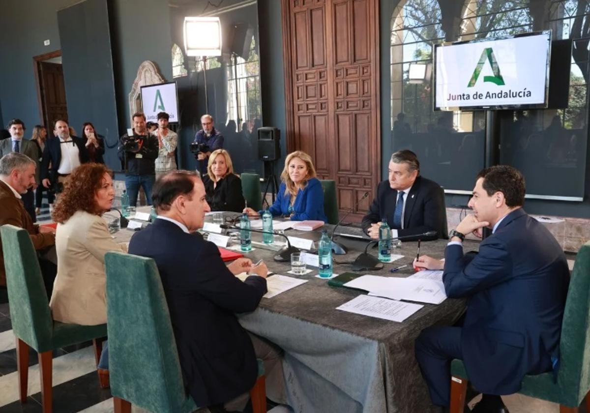 Andalucía opta por la prudencia ante la crisis arancelaria e intensificará la promoción en otros mercados | ideal