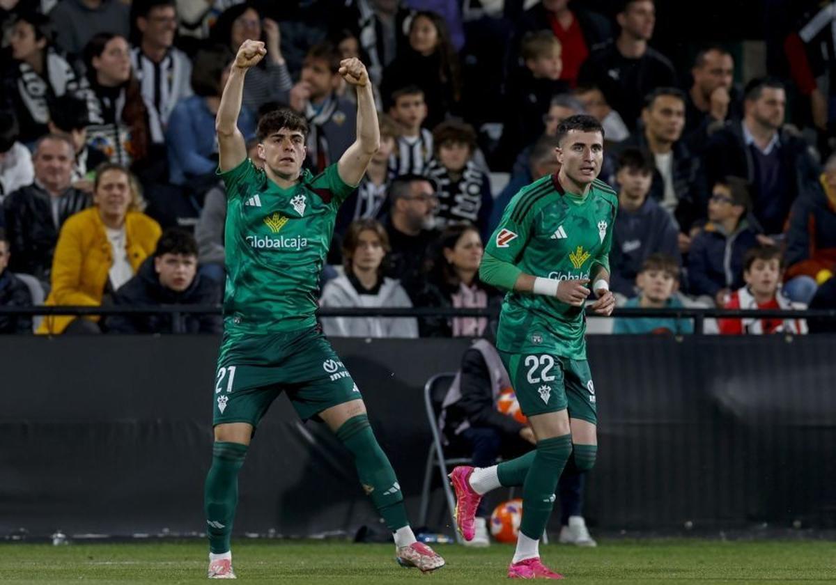 Pablo sáenz tiene la 'cláusula del miedo' y no jugará este domingo con el albacete ante el granada | ideal