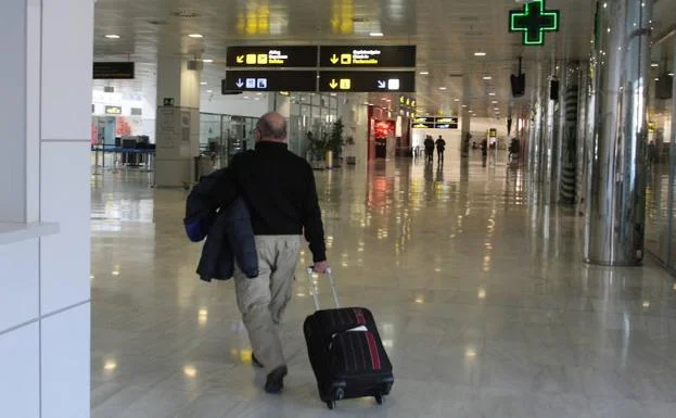 El aeropuerto de Almería operará 237 vuelos durante Semana Santa