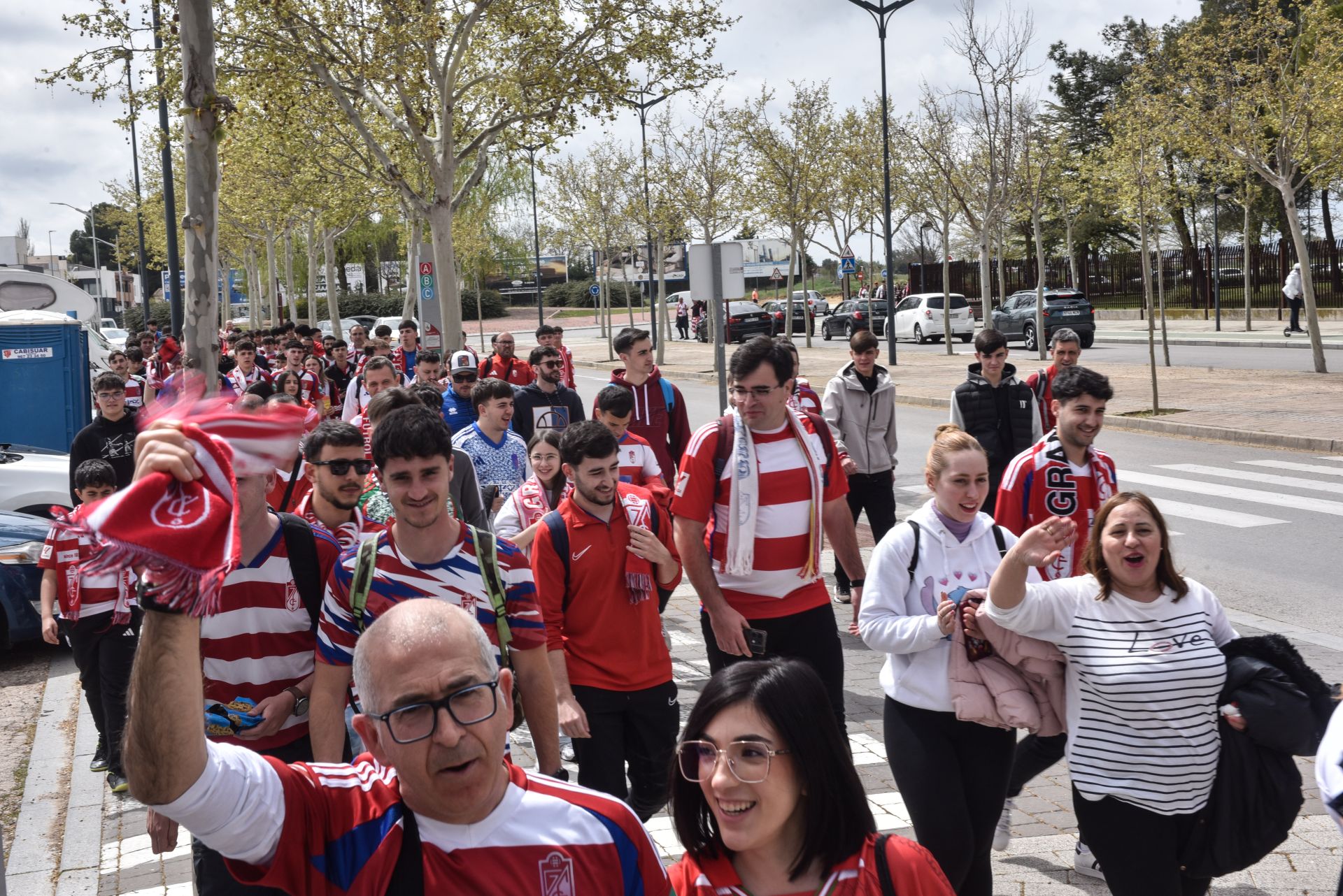 Encuéntrate entre la afición del Granada desplazada a Albacete