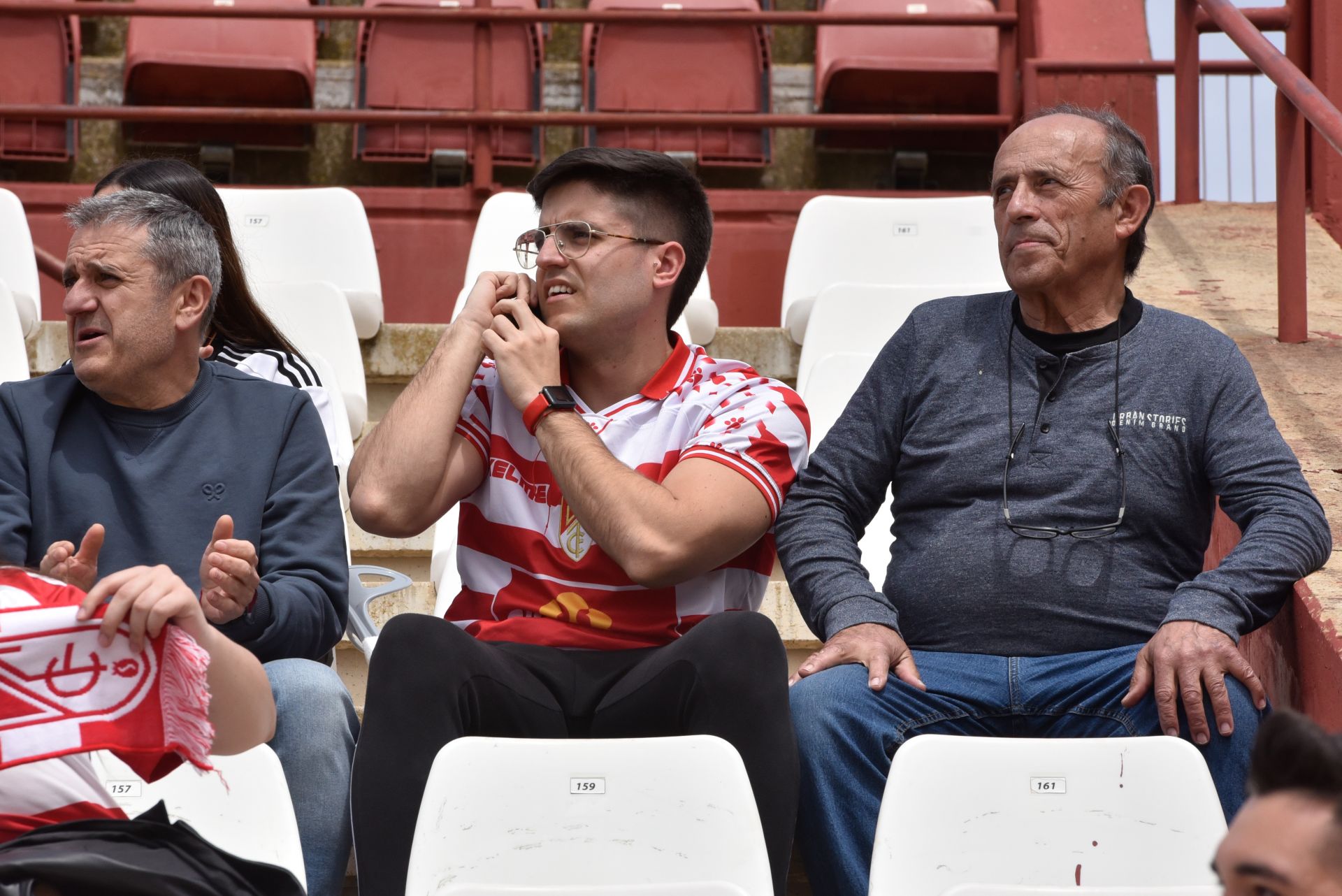 Encuéntrate entre la afición del Granada desplazada a Albacete