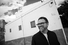 El almeriense Antonio Álvarez estrenará su nuevo álbum, 'Calle Música', en el Teatro Apolo