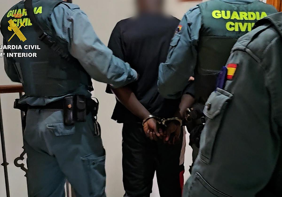 A prisión dos de los cuatro detenidos por robos violentos en Almería y La Mojonera