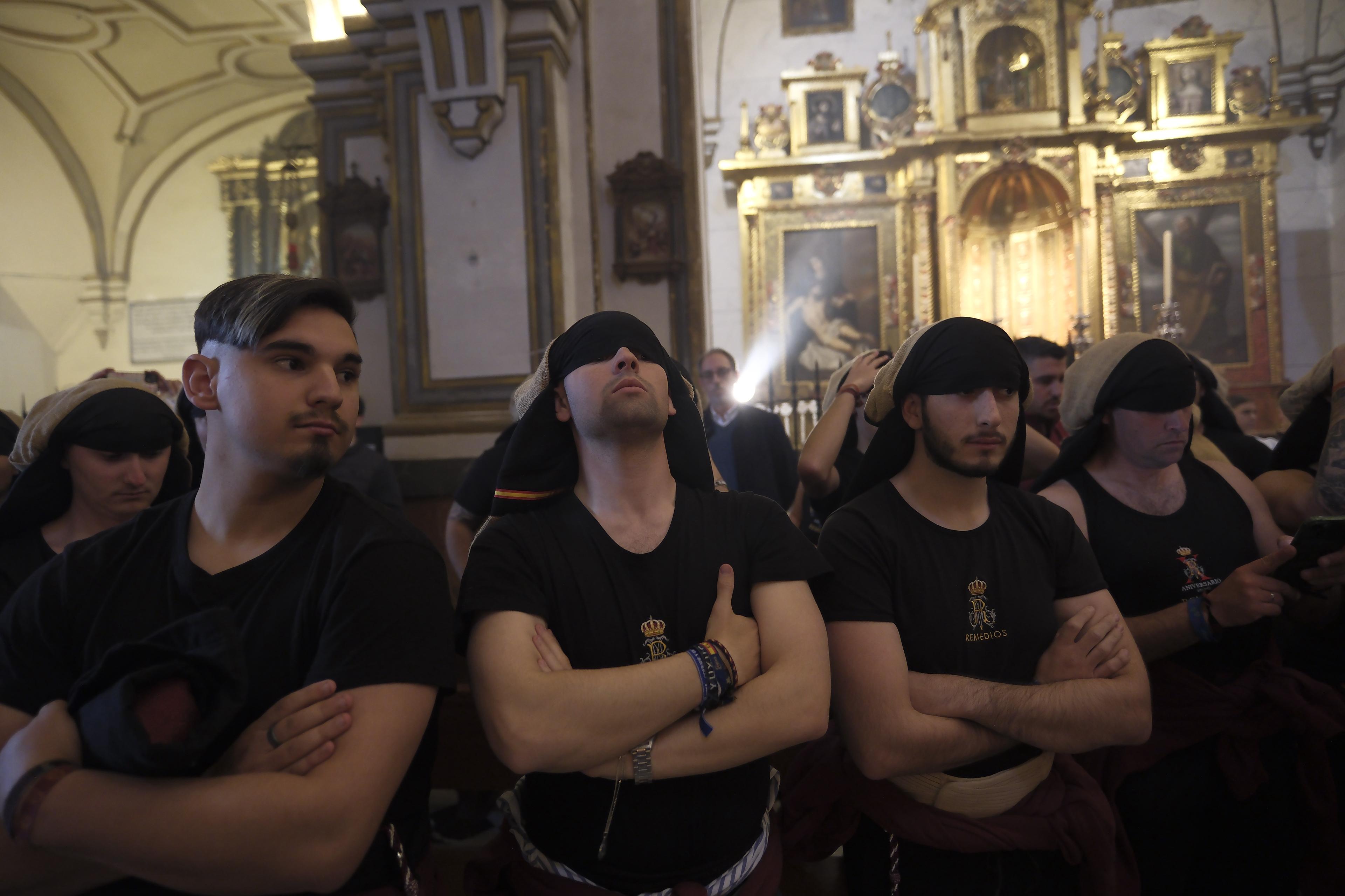 Las imágenes más llamativas y esperadas del Miércoles Santo en Granada