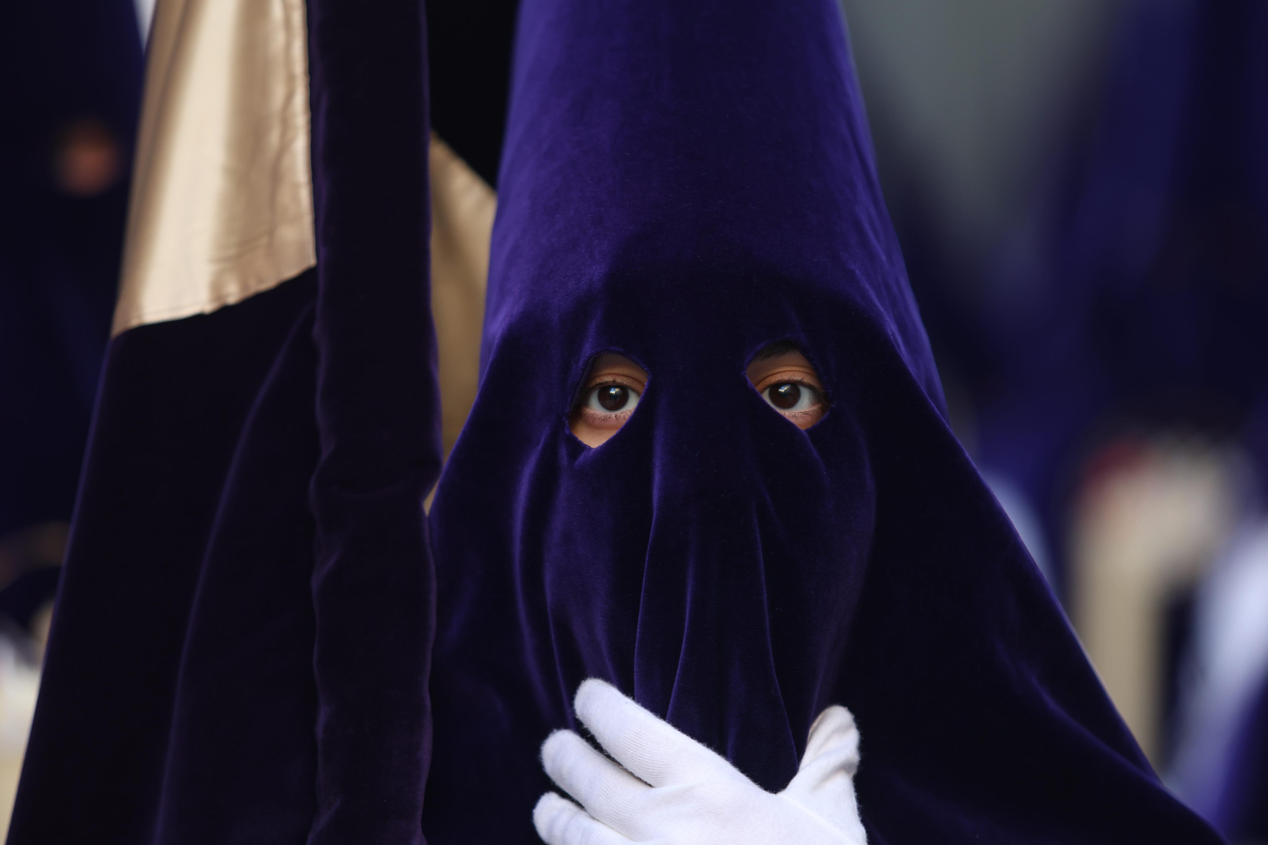 Las imágenes más llamativas y esperadas del Miércoles Santo en Granada