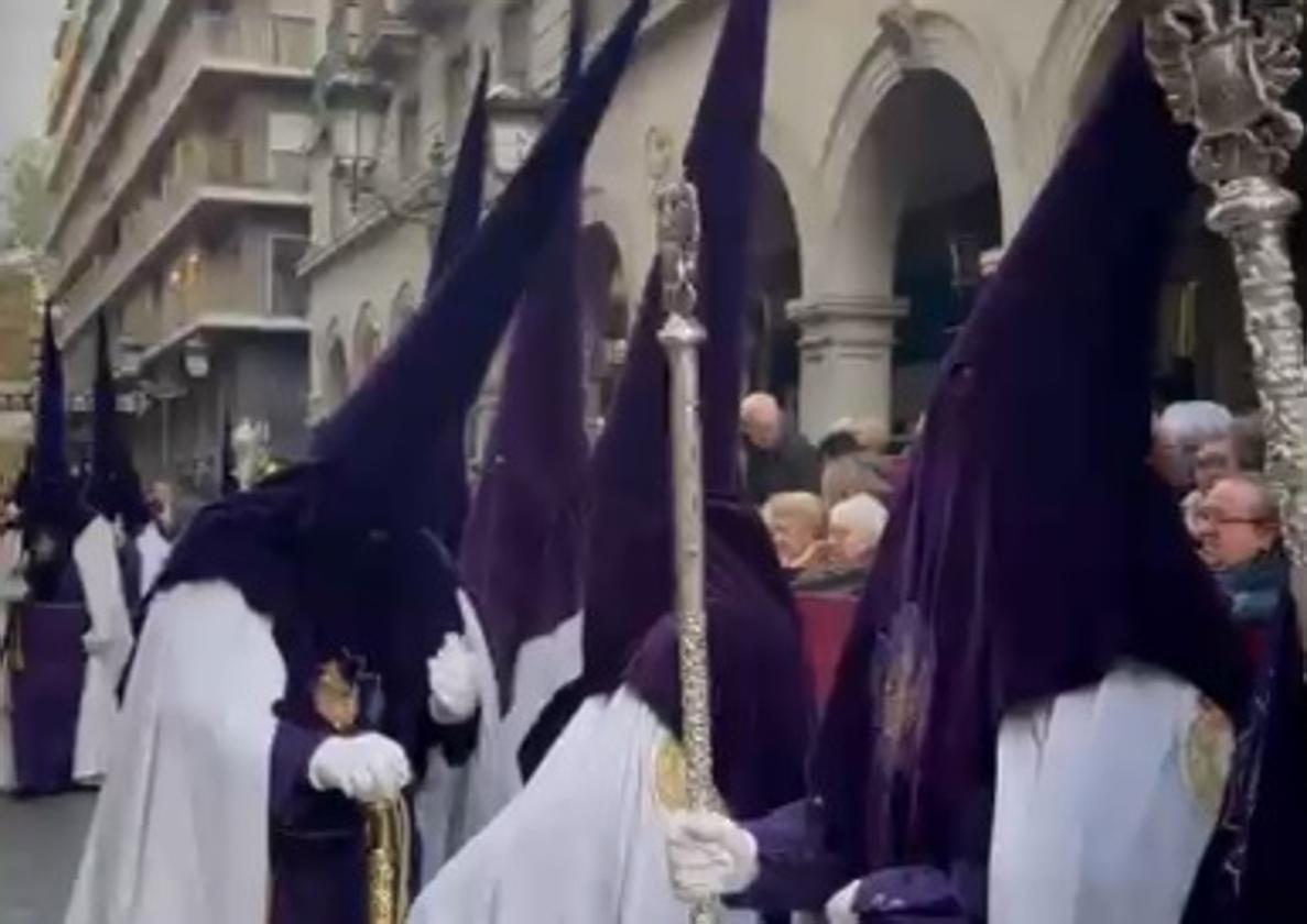 Así se pide una venia en la carrera oficial de Granada | Ideal