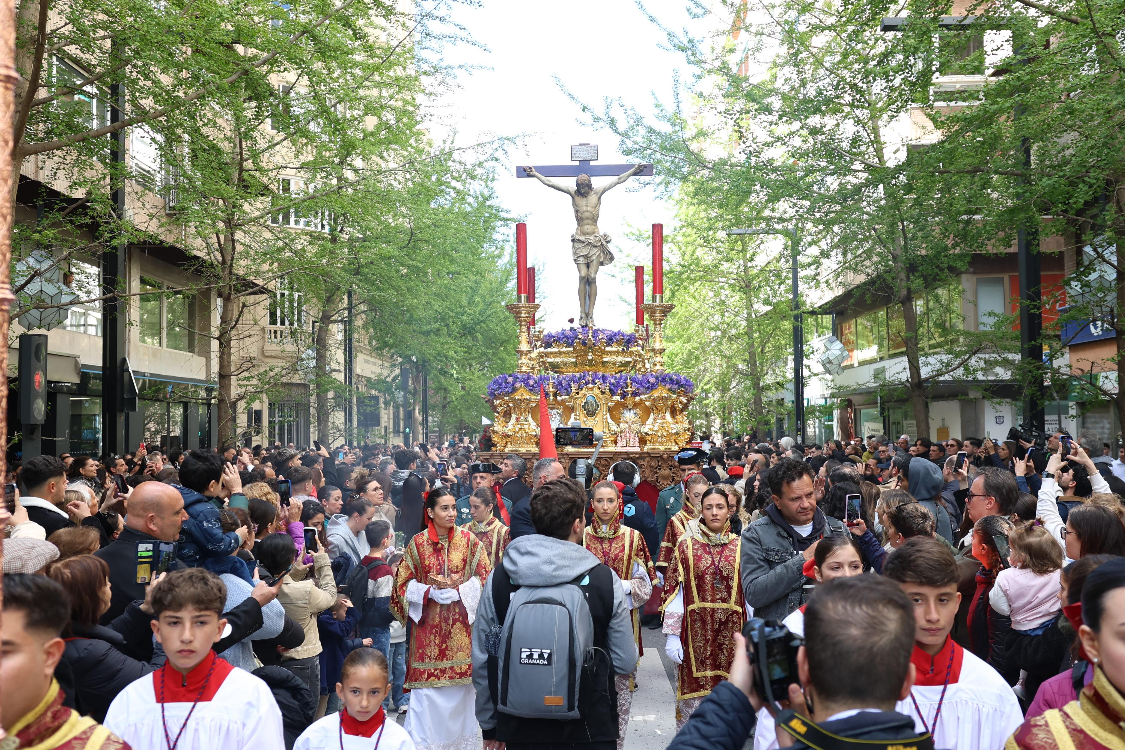Las imágenes más llamativas y esperadas del Miércoles Santo en Granada