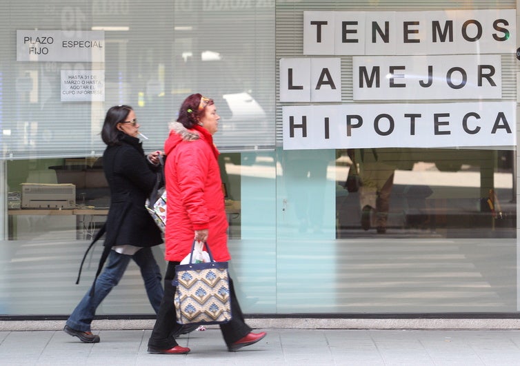 Las condiciones que lanzan en su hipoteca fija CaixaBank y BBVA