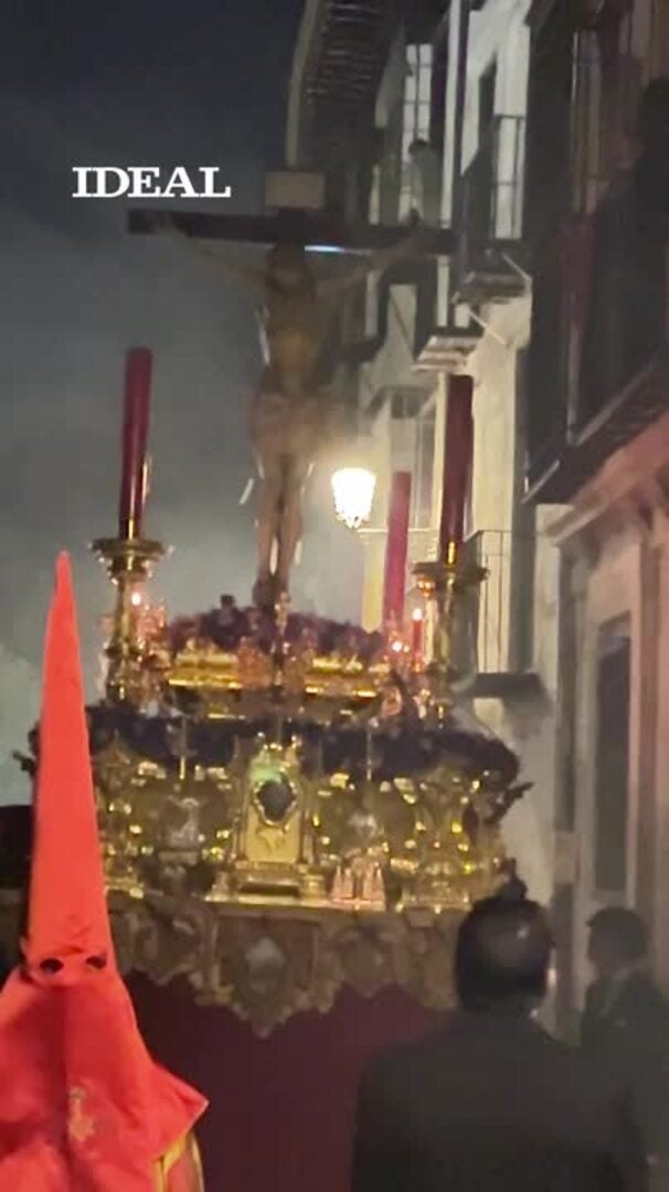 El Cristo de los Gitanos en la calle más bonita del mundo