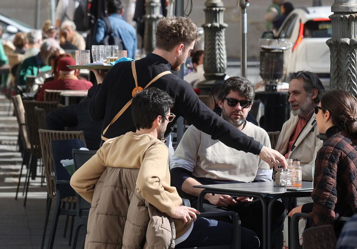 Andalucía, tierra eminentemente emisora de mano de obra a España