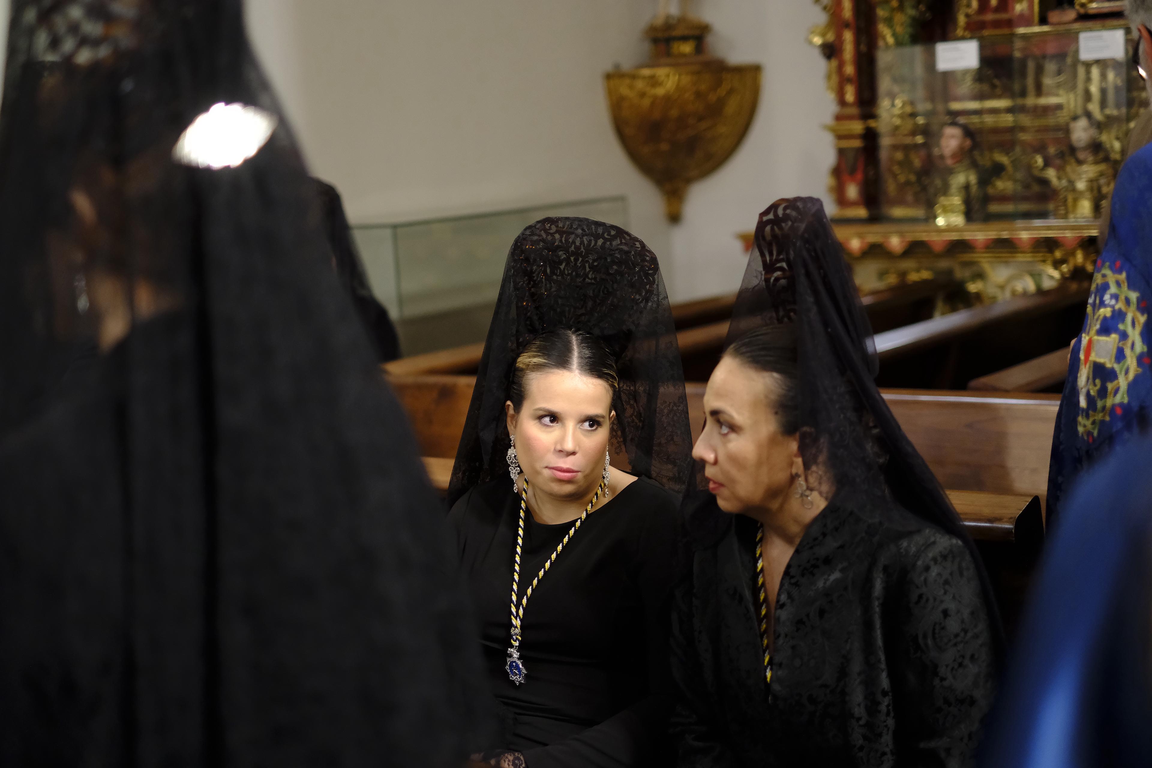 Las mejores imágenes de Santa María de la Alhambra en el Sábado Santo