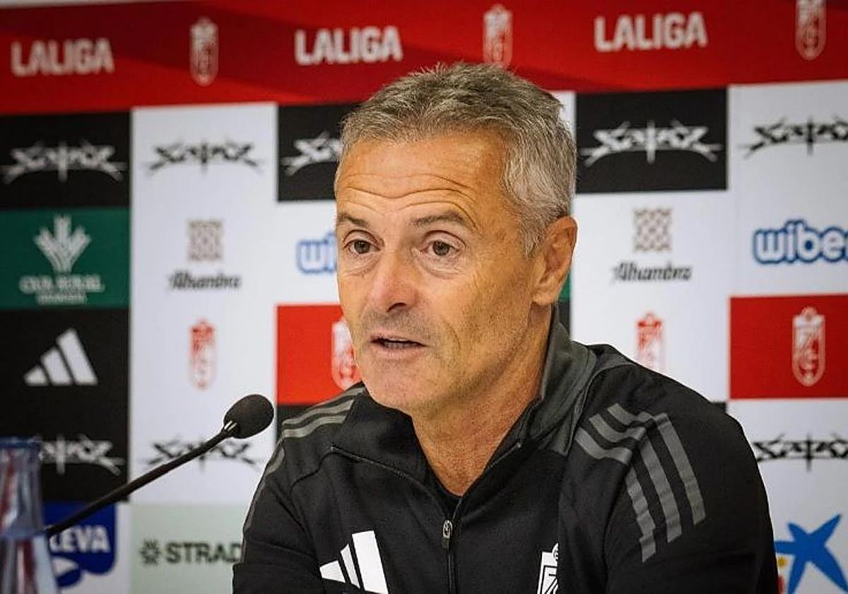 Fran Escribá comparece en sala de prensa.