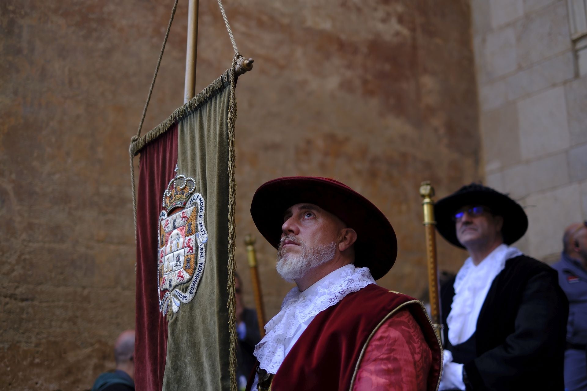 Las mejores imágenes de Santa María de la Alhambra en el Sábado Santo