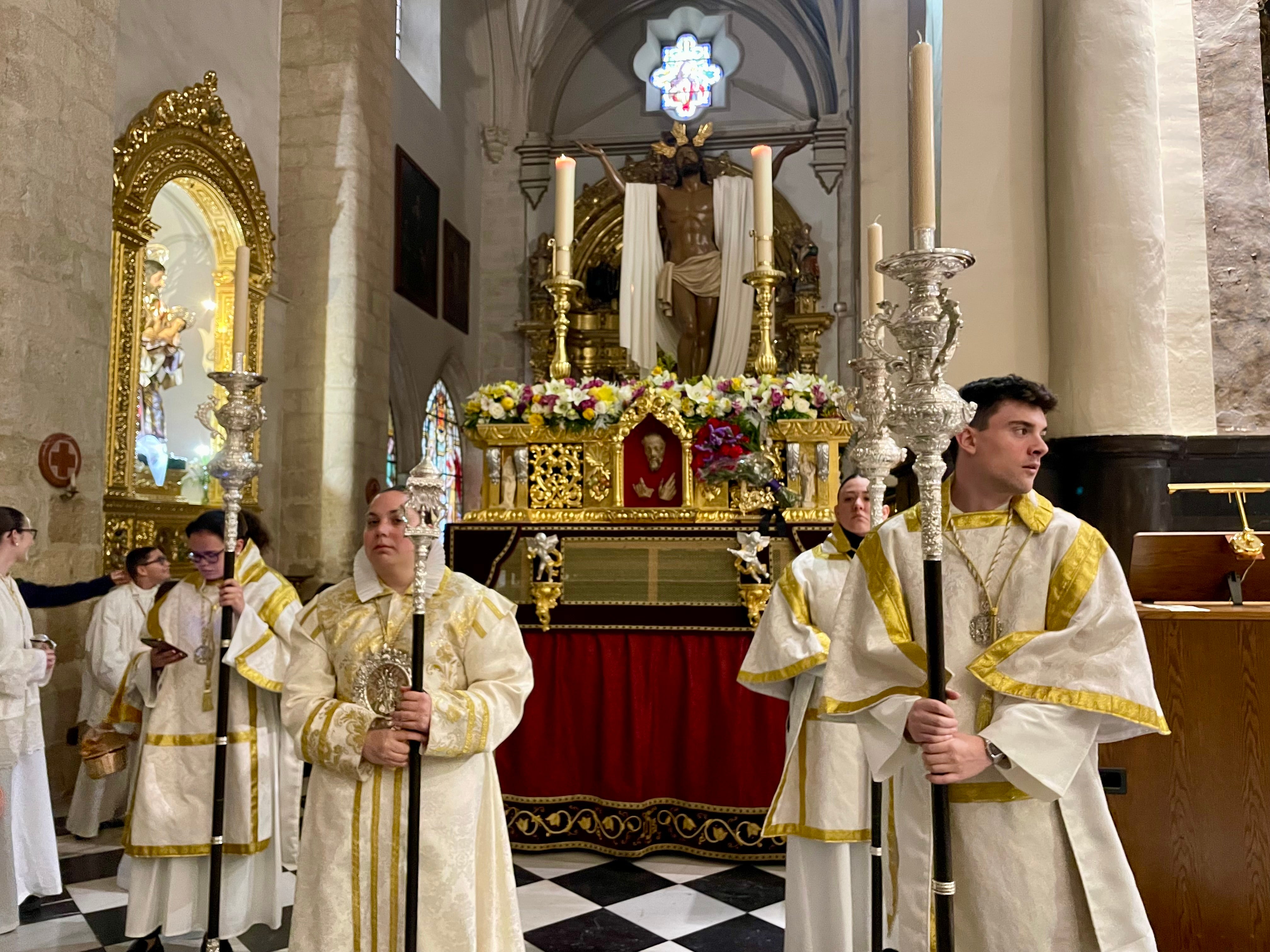 El Resucitado de Jaén se queda en el templo por las lluvias