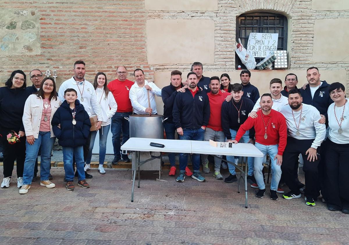 Imagen secundaria 1 - El Resucitado recorre la provincia anunciando la Salvación