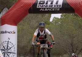 Pablo Cano durante el recorrido de MTB.