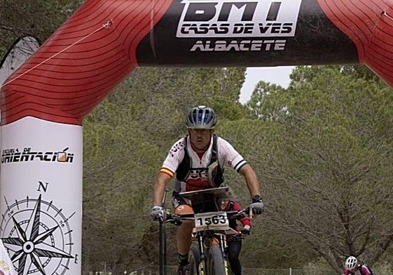 Pablo Cano durante el recorrido de MTB.
