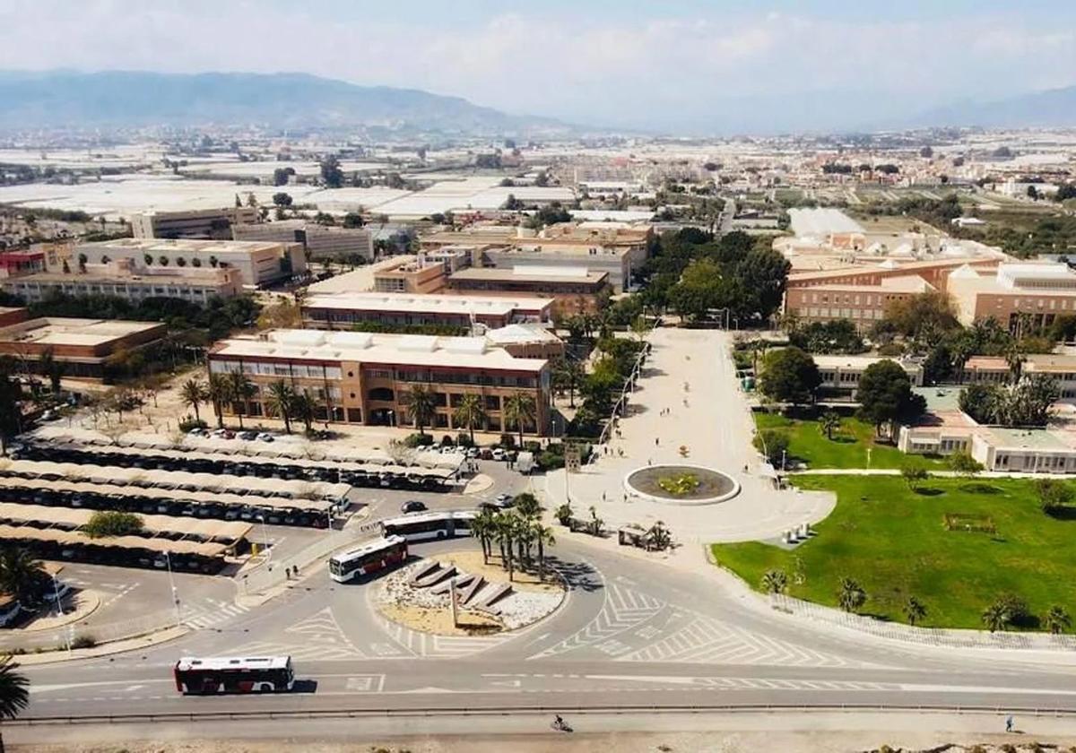 La UAL adjudica la obra del nuevo almacén para gestionar residuos peligrosos por 72.000 euros
