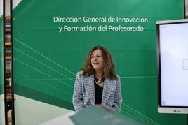 María del Carmen Castillo asiste al inicio de la dotación de Aulas Digitales Interactivas (ADIs) a centros educativos andaluces