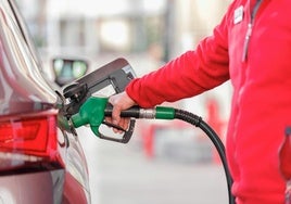 La gasolinera 'low cost' que arrasa con sus precios bajos ya está en toda España.