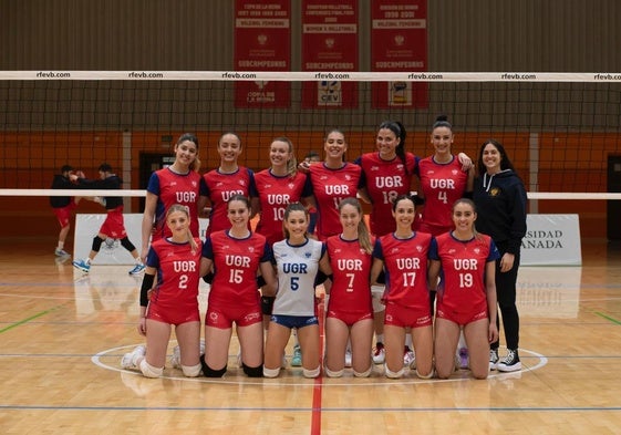 Formación del equipo de la Universidad que se juega el ascenso a la Superliga 2 en Ourense.