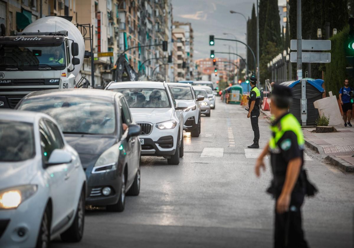 El agente investigado por malos tratos y abuso de Viogen dirigirá la academia municipal de Policía