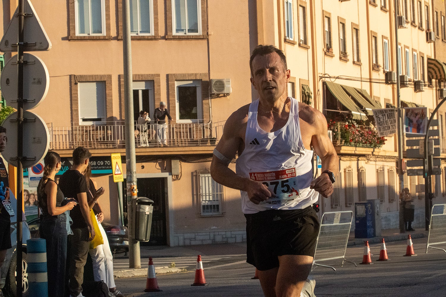 Encuéntrate corriendo en la Media Maratón de Granada