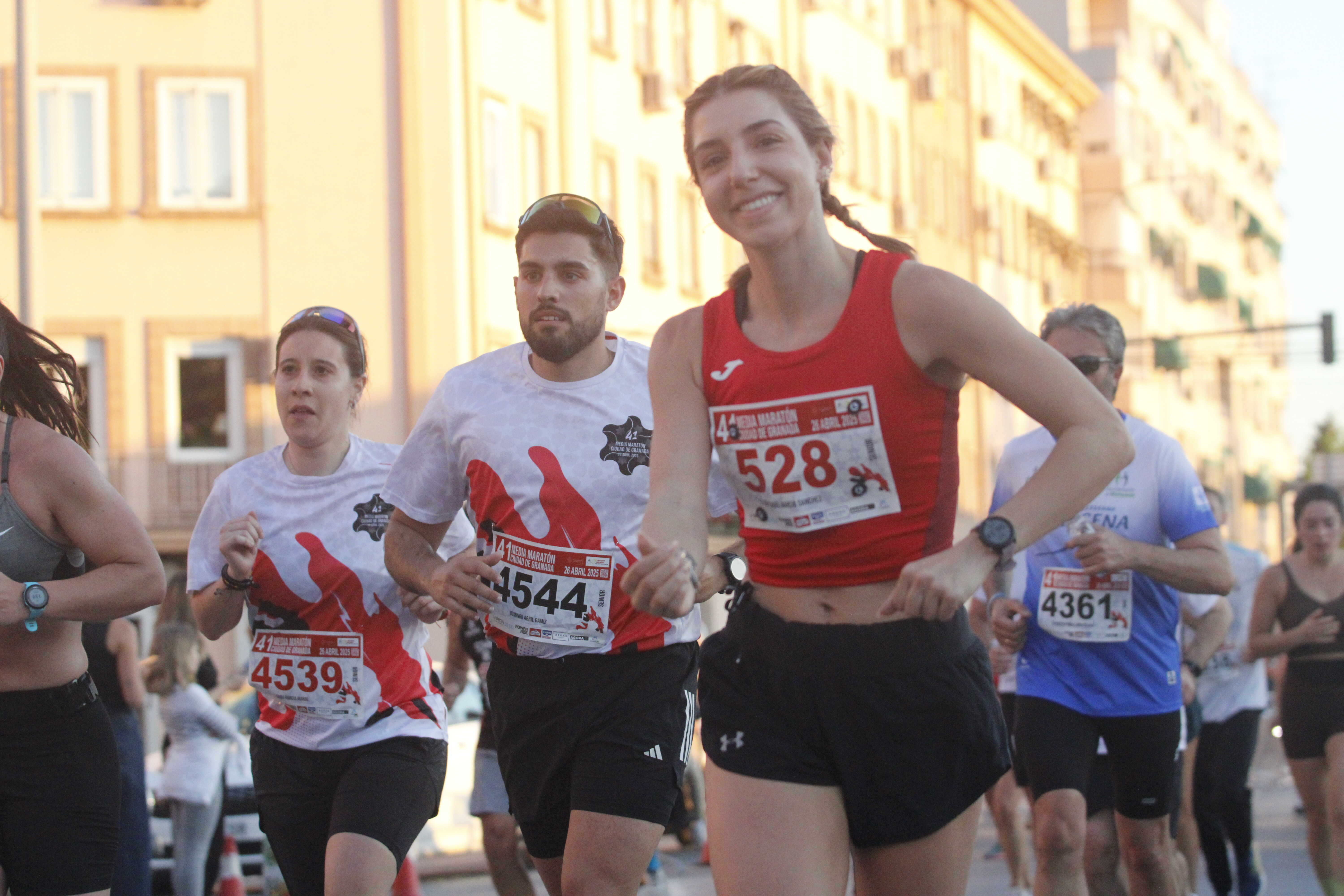 Encuéntrate corriendo en la Media Maratón de Granada