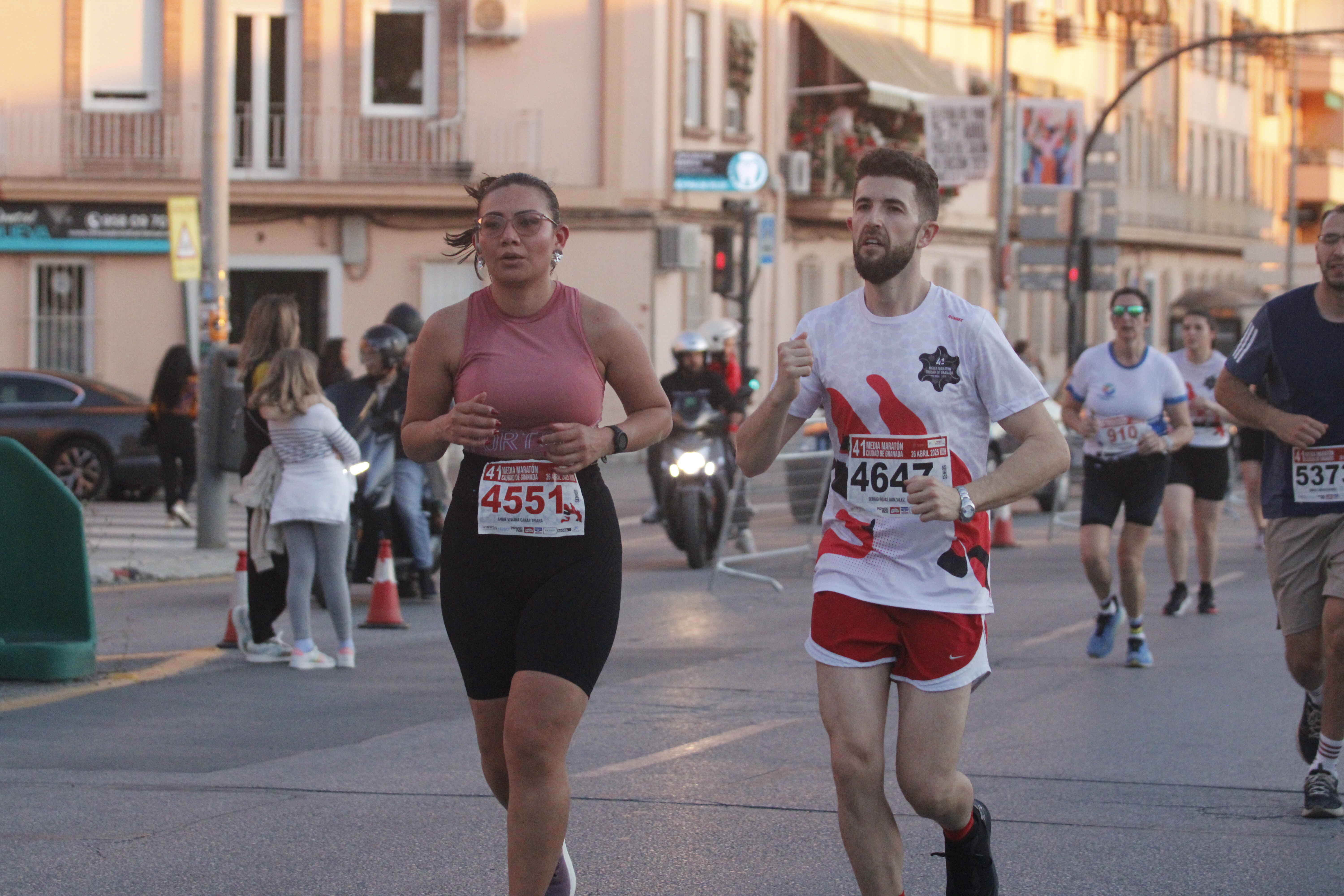 Encuéntrate corriendo en la Media Maratón de Granada