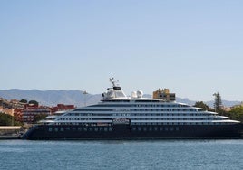 Uno de los cruceros que este fin de semana hacen escala en Almería.