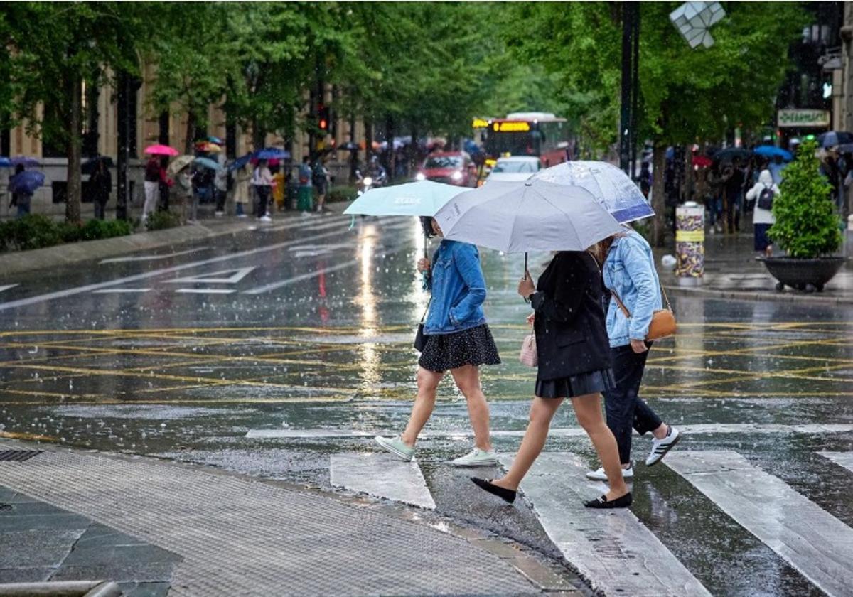 Las lluvias que amenazan el puente de mayo en Andalucía
